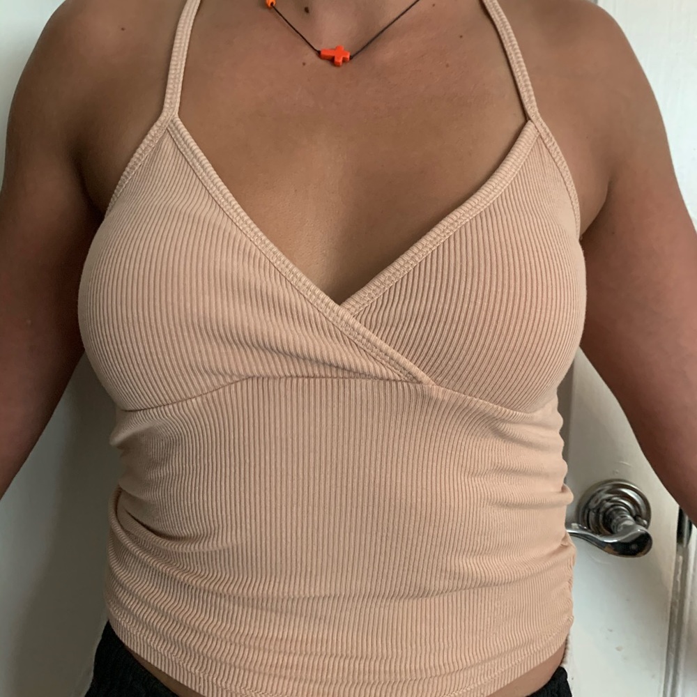 Cream/pink crop top